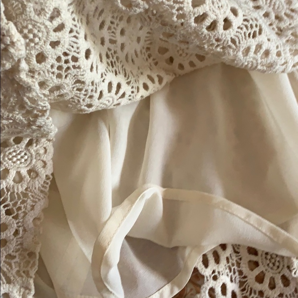 Design History crochet top with lining - Picture 6 of 6